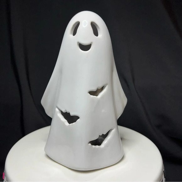 Ceramic Halloween Spooky Season Light Up White Ghosts W/ Bat Cutouts x2 - Picture 8 of 12